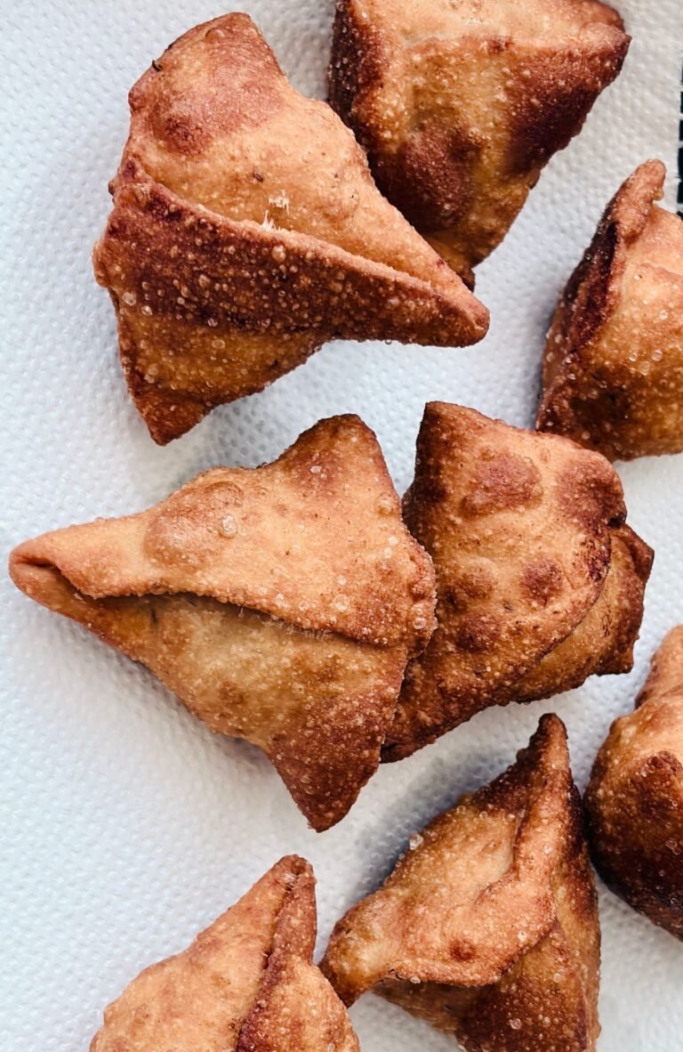 Golden fried samosas