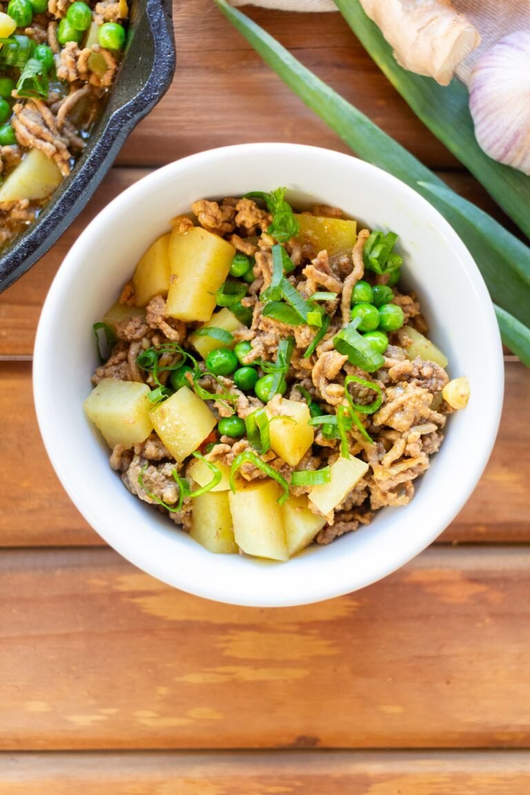 Minced meat and potato dish in a bowl