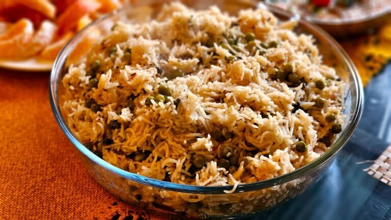 Fragrant pulao rice served in a glass bowl